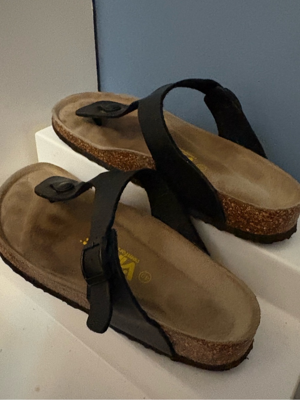 Leather Toe-Loop Cork Footbed Sandals in Black